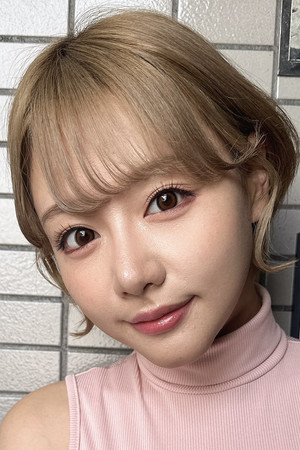 Mao Hamasaki portrait