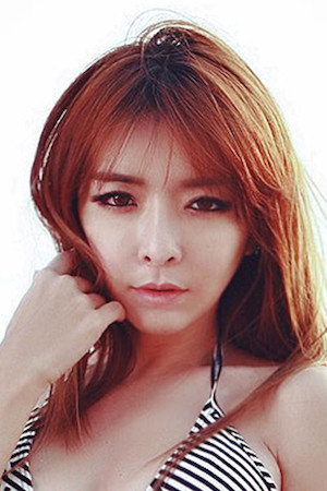 Si Yeong portrait