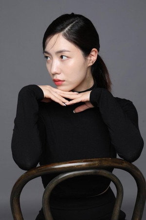 Ryu Hwa-young portrait