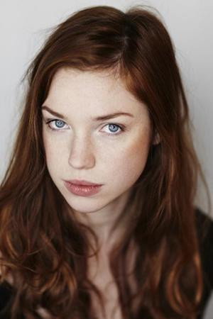 Carolina Jurczak portrait