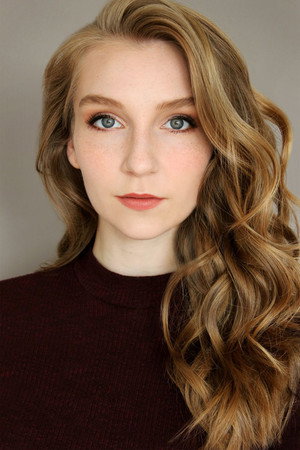 Elyse Maloway portrait