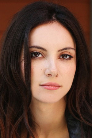 Samantha Robinson portrait