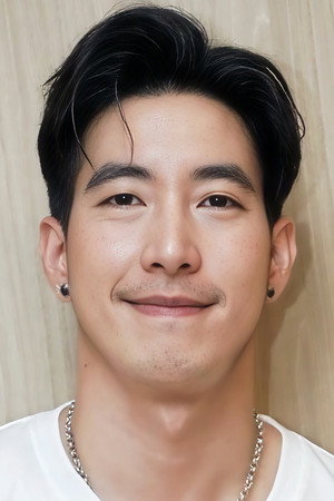 Phakin Khamwilaisak portrait