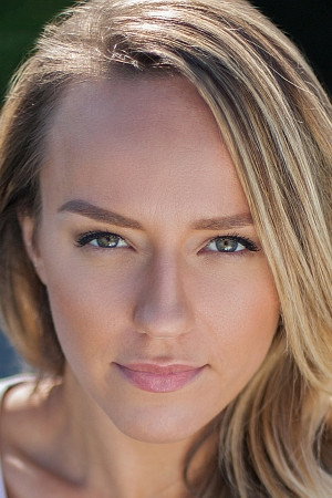 Alyson Walker portrait