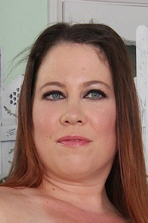 Rubee BBW portrait