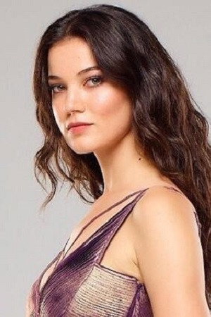 Pınar Deniz portrait