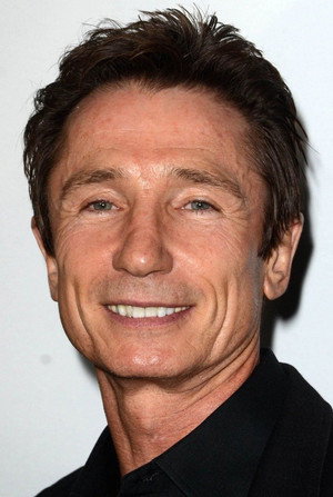 Dominic Keating portrait