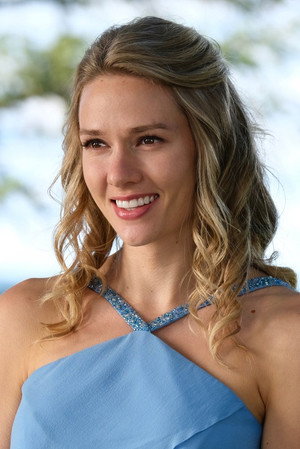 Tori Anderson portrait