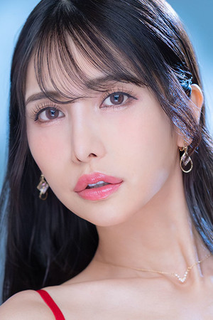 Tsubaki Hanai portrait