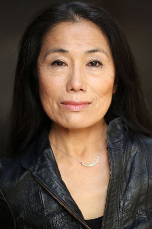 Akiko Hitomi portrait