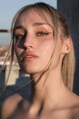 Aitana Batres portrait