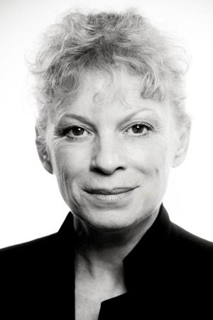 Holly De Jong portrait