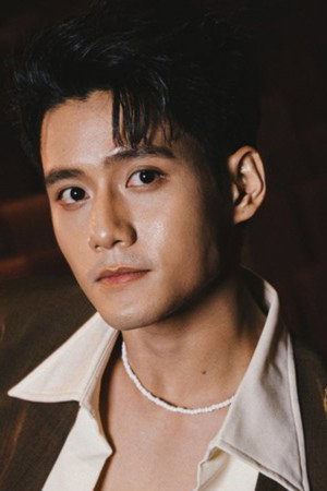 Đình Khang portrait