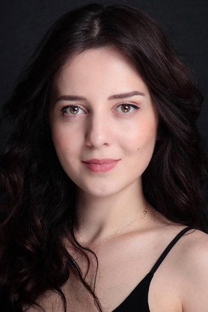 Tuğba Tutuğ portrait