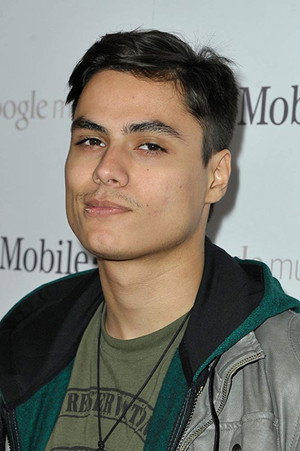 Kiowa Gordon portrait