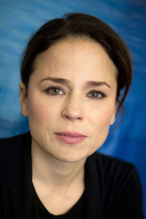 Suzanne Clément portrait