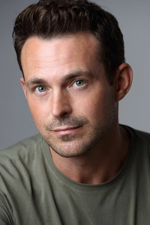 Jules Knight portrait