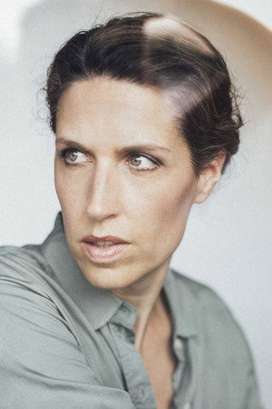 Christine Prayon portrait