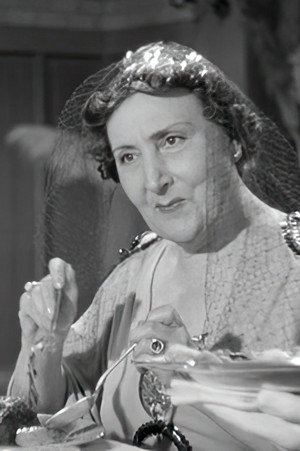 Alys Delonde portrait