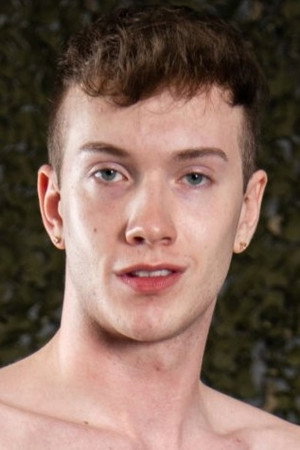 Finn August portrait
