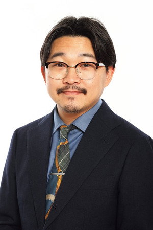 Shunsuke Ito portrait