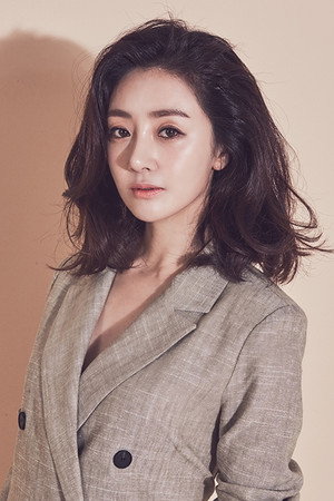 Oh Na-ra portrait