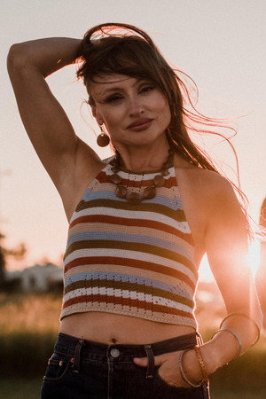 Mackenzie Leigh portrait