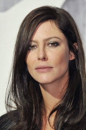 Anna Mouglalis portrait