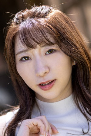 Monami Takarada portrait