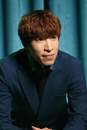 Li Kelong portrait