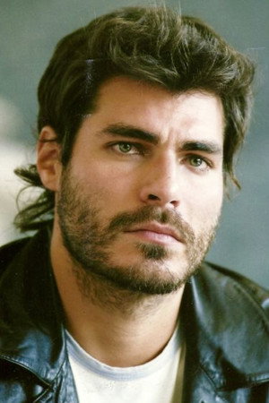 Thiago Lacerda portrait