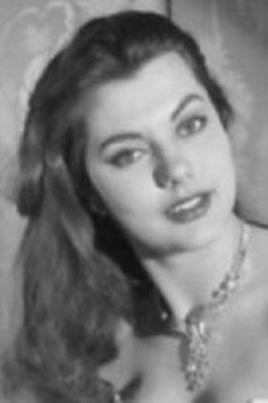 Honey Harlow portrait