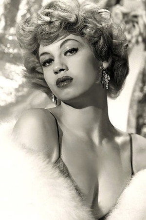Lily Ayers portrait