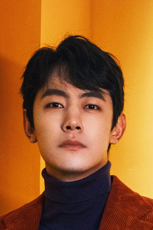 Ji Lingchen portrait