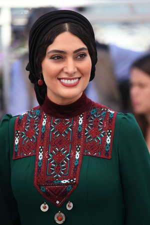 Soodabe Beyzaei portrait