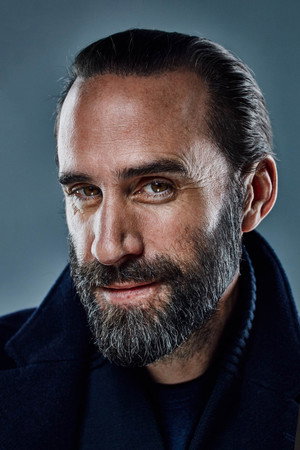 Joseph Fiennes portrait
