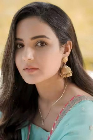 Jasmin Bhasin portrait