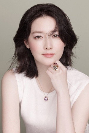 Lee Young-ae portrait