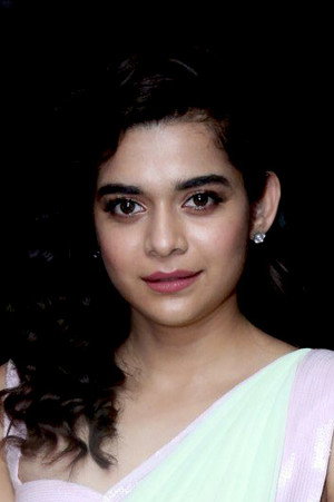 Mithila Palkar portrait