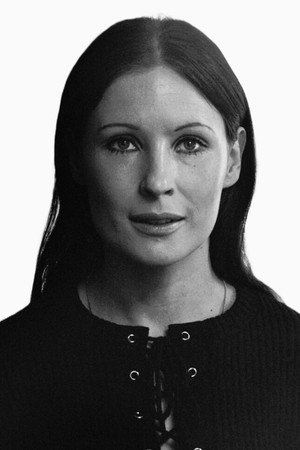 Tamara Lund portrait