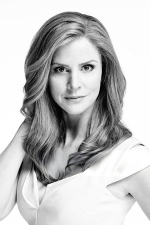 Sarah Rafferty portrait