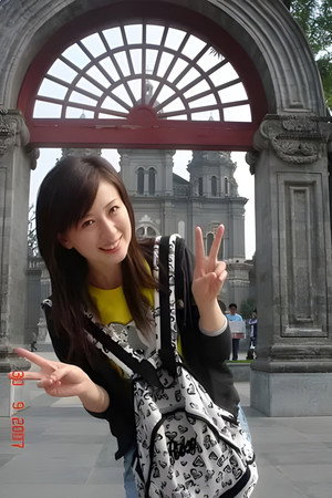 Luo Yanqian portrait