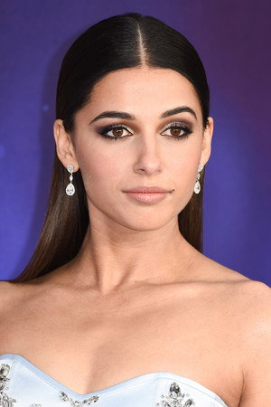 Naomi Scott portrait