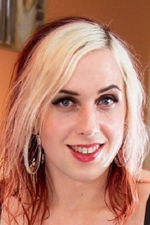 Cherry Mavrik portrait