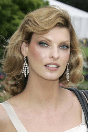 Linda Evangelista portrait