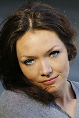 Katrina Lenk portrait