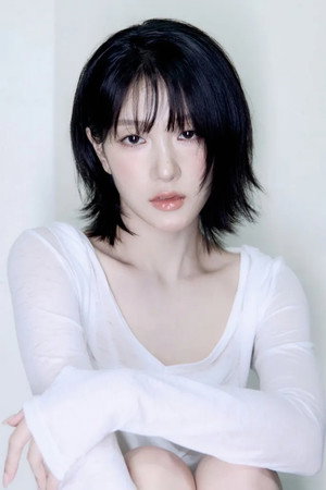 Lee Seo-yeon portrait