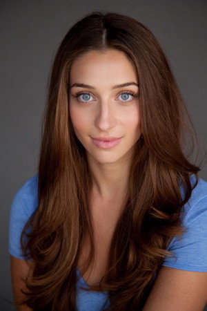 Samantha Hodhod portrait