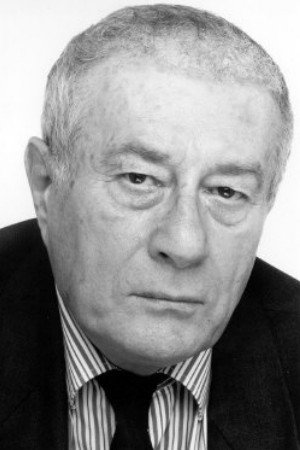 Sacha Briquet portrait