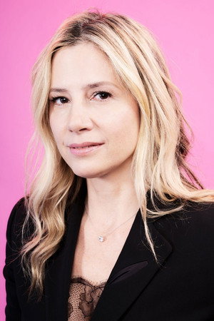 Mira Sorvino portrait